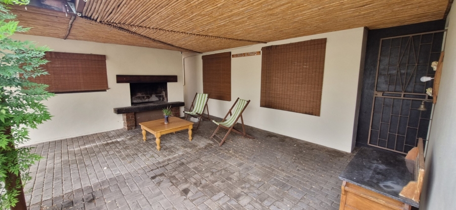 To Let 3 Bedroom Property for Rent in Porterville Western Cape
